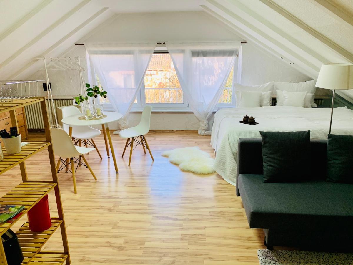 Studio Apartment In Direkter Naehe Zur Uniklinik Homburg ホンブルク エクステリア 写真