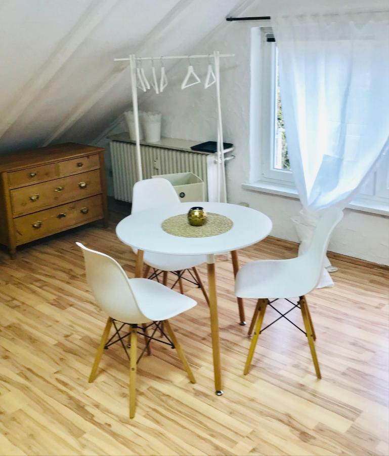 Studio Apartment In Direkter Naehe Zur Uniklinik Homburg ホンブルク エクステリア 写真